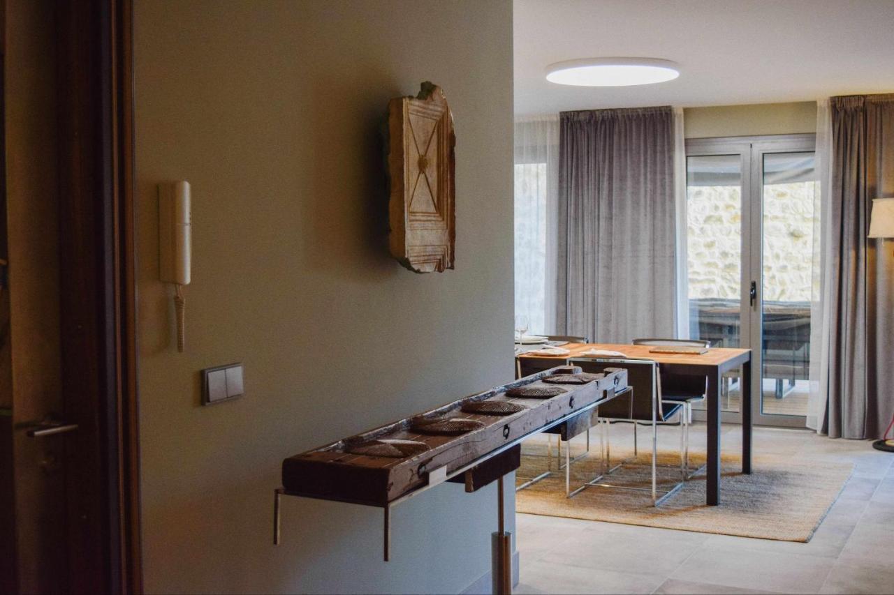 Keldomenech Bed&Art Luxury Apartment For Art Lover Besalú Buitenkant foto