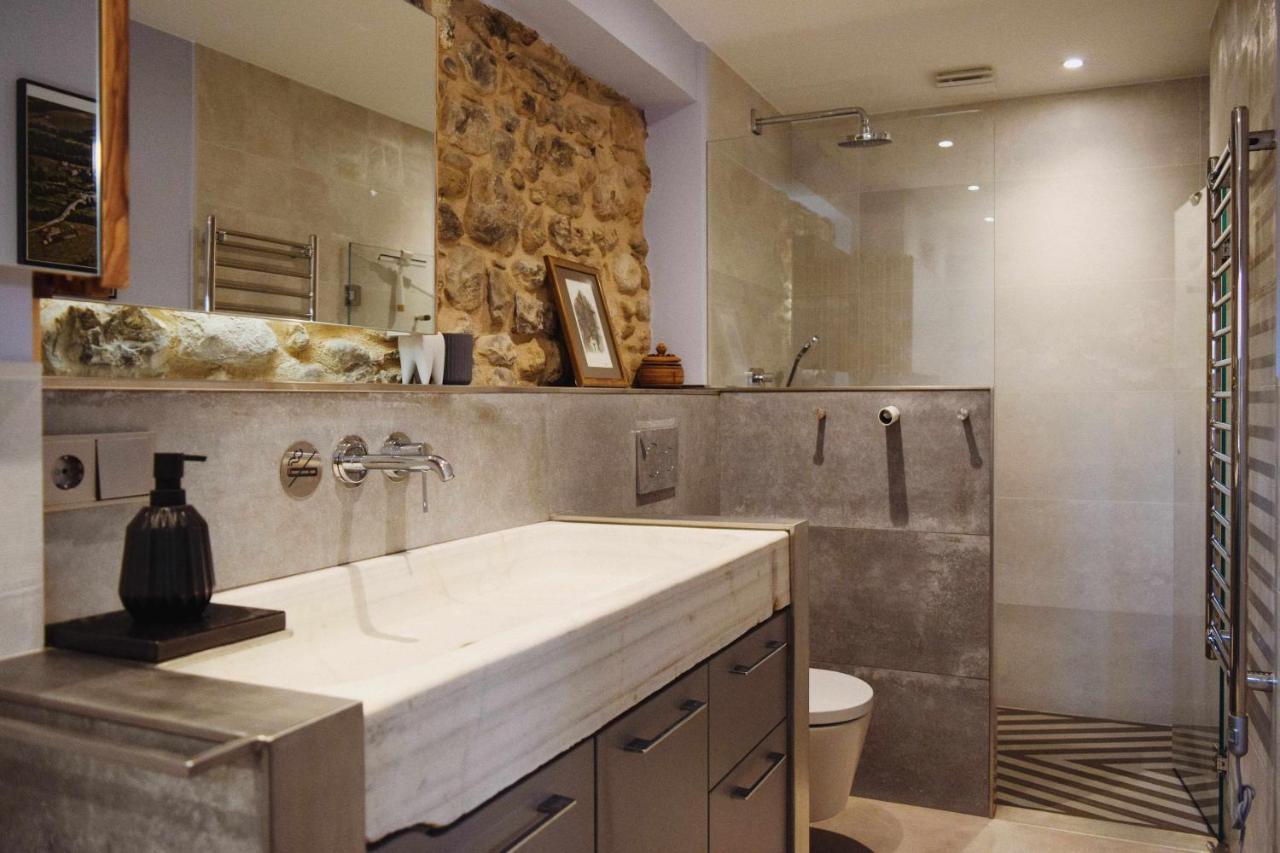 Keldomenech Bed&Art Luxury Apartment For Art Lover Besalú Buitenkant foto