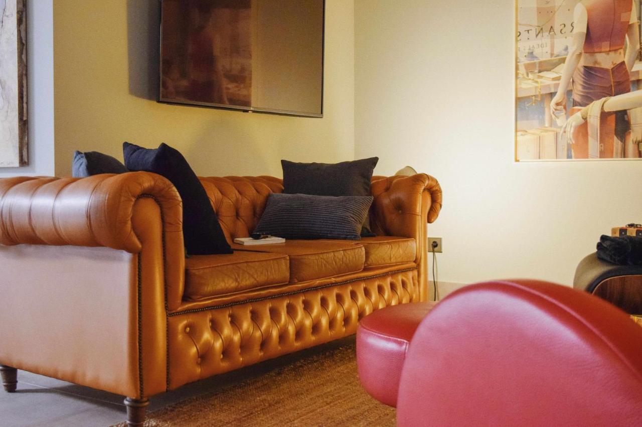 Keldomenech Bed&Art Luxury Apartment For Art Lover Besalú Buitenkant foto