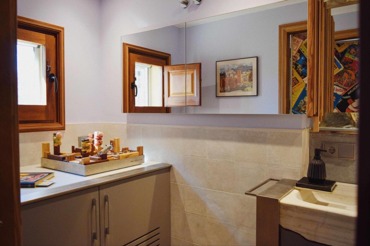 Keldomenech Bed&Art Luxury Apartment For Art Lover Besalú Buitenkant foto
