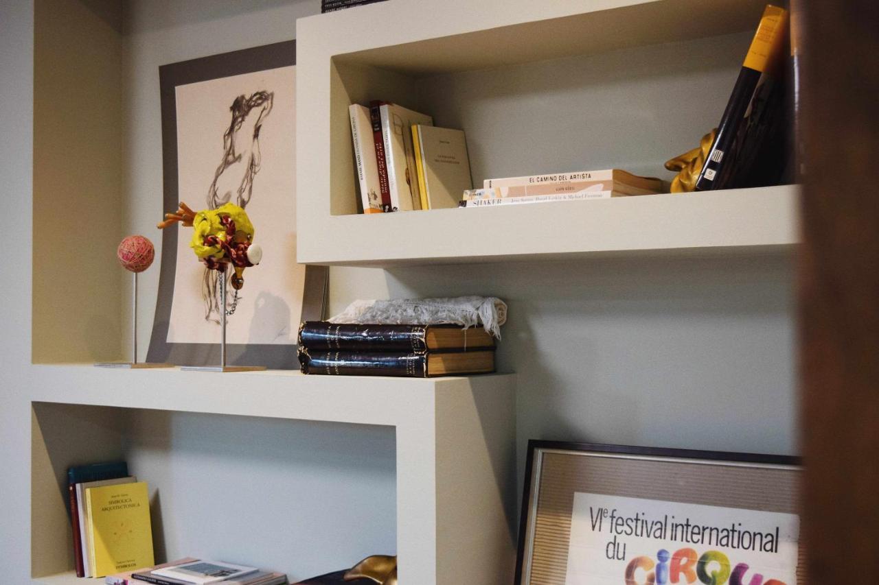 Keldomenech Bed&Art Luxury Apartment For Art Lover Besalú Buitenkant foto