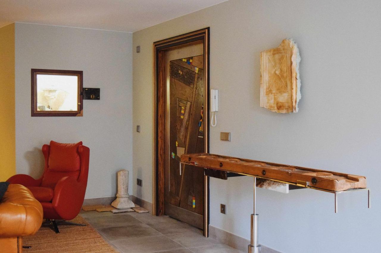 Keldomenech Bed&Art Luxury Apartment For Art Lover Besalú Buitenkant foto