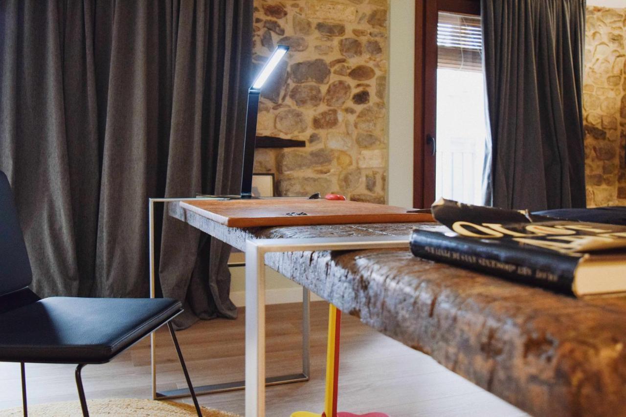 Keldomenech Bed&Art Luxury Apartment For Art Lover Besalú Buitenkant foto