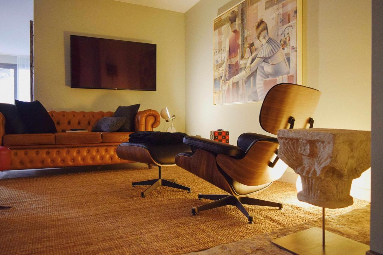 Keldomenech Bed&Art Luxury Apartment For Art Lover Besalú Buitenkant foto