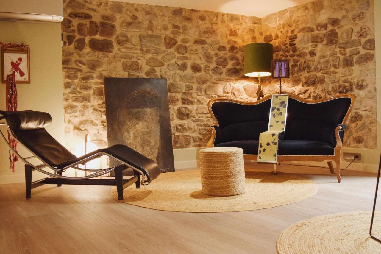 Keldomenech Bed&Art Luxury Apartment For Art Lover Besalú Buitenkant foto