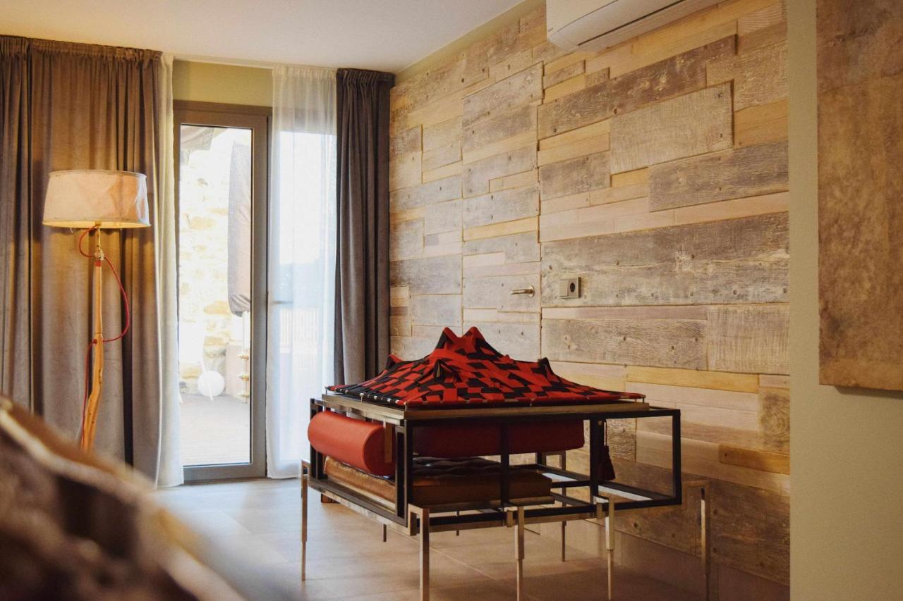 Keldomenech Bed&Art Luxury Apartment For Art Lover Besalú Buitenkant foto