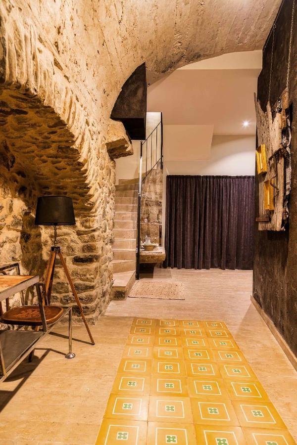 Keldomenech Bed&Art Luxury Apartment For Art Lover Besalú Buitenkant foto